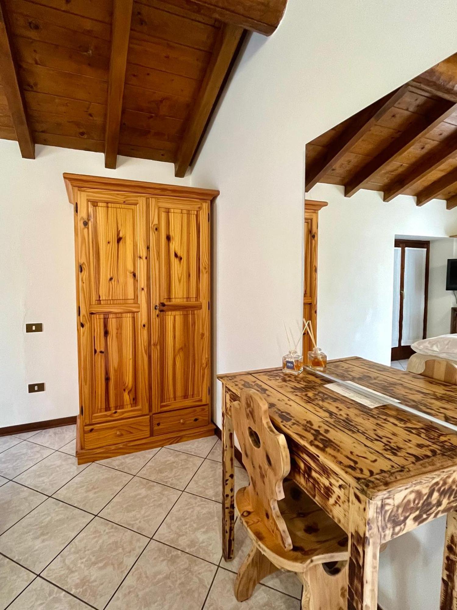 Agriturismo La Vecchia Chioderia グランドラ・エドゥニーティ エクステリア 写真