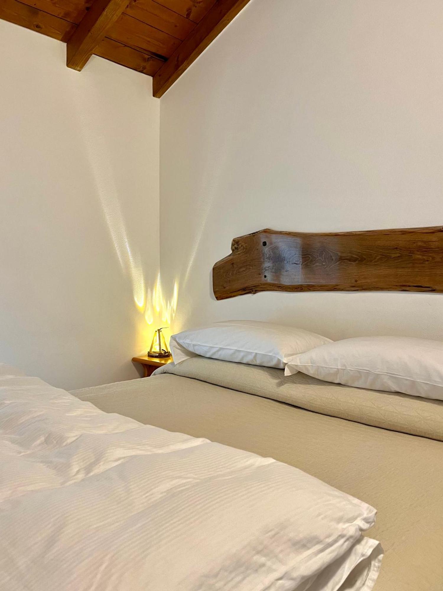 Agriturismo La Vecchia Chioderia グランドラ・エドゥニーティ エクステリア 写真