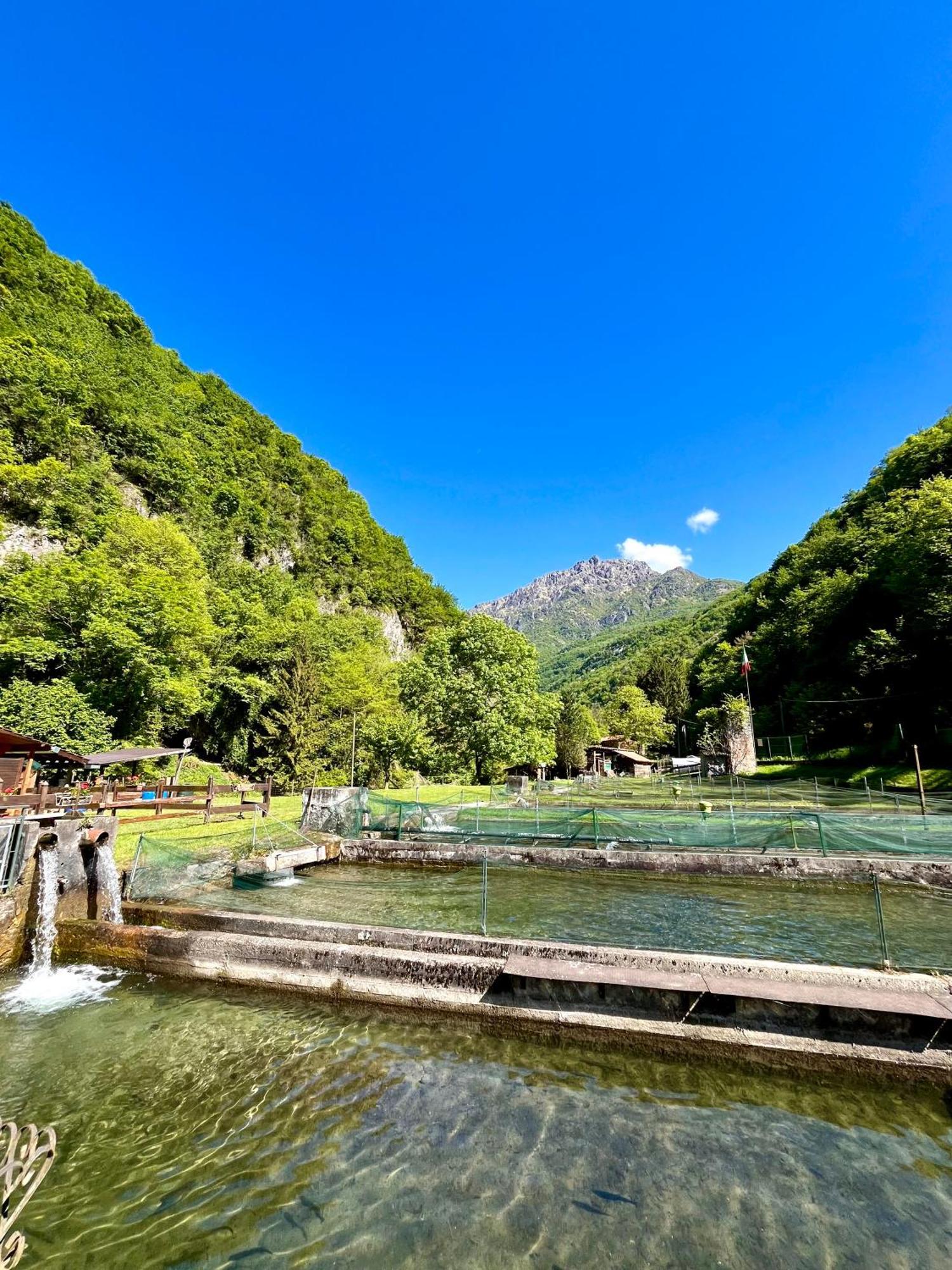 Agriturismo La Vecchia Chioderia グランドラ・エドゥニーティ エクステリア 写真