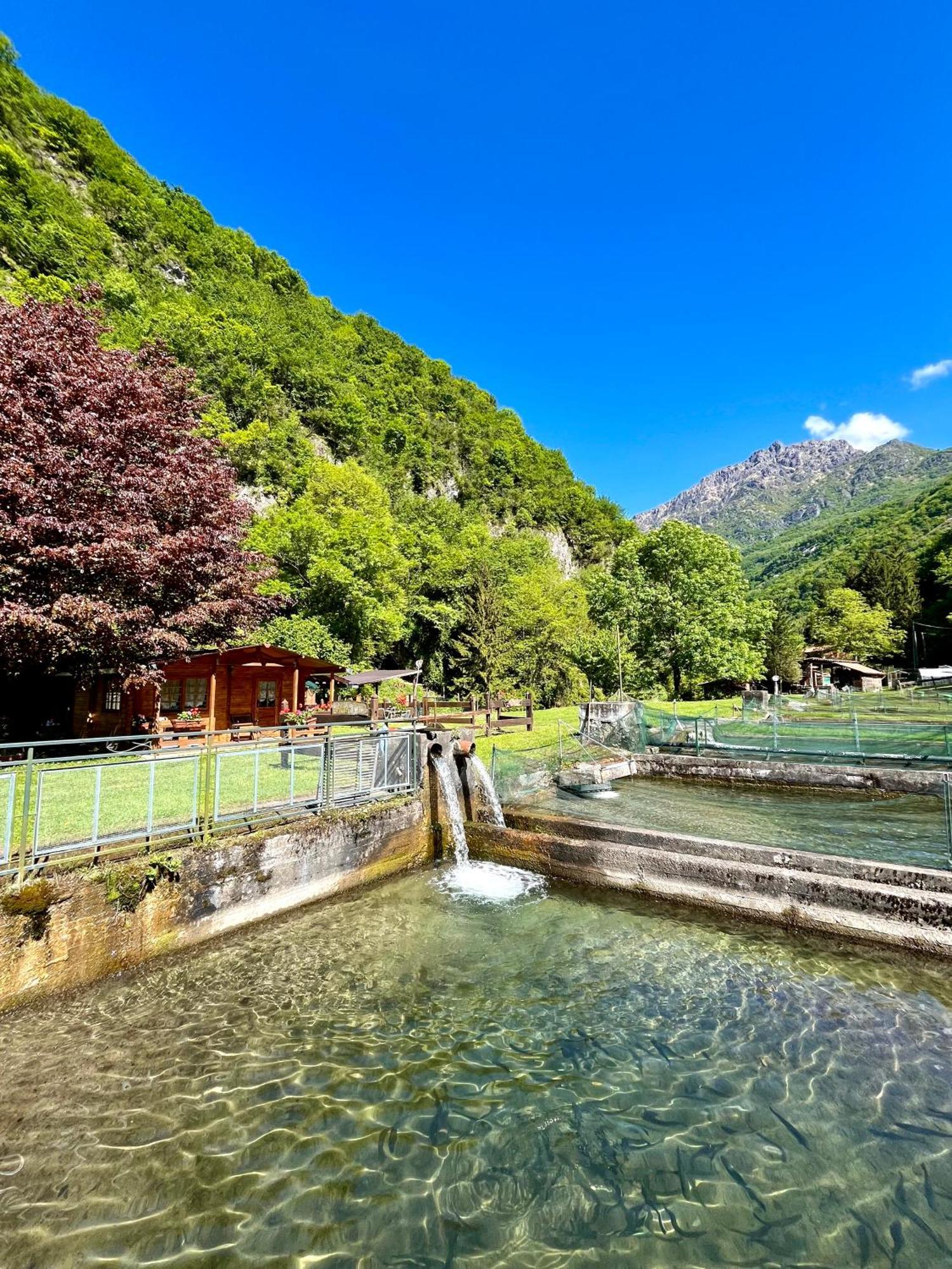 Agriturismo La Vecchia Chioderia グランドラ・エドゥニーティ エクステリア 写真