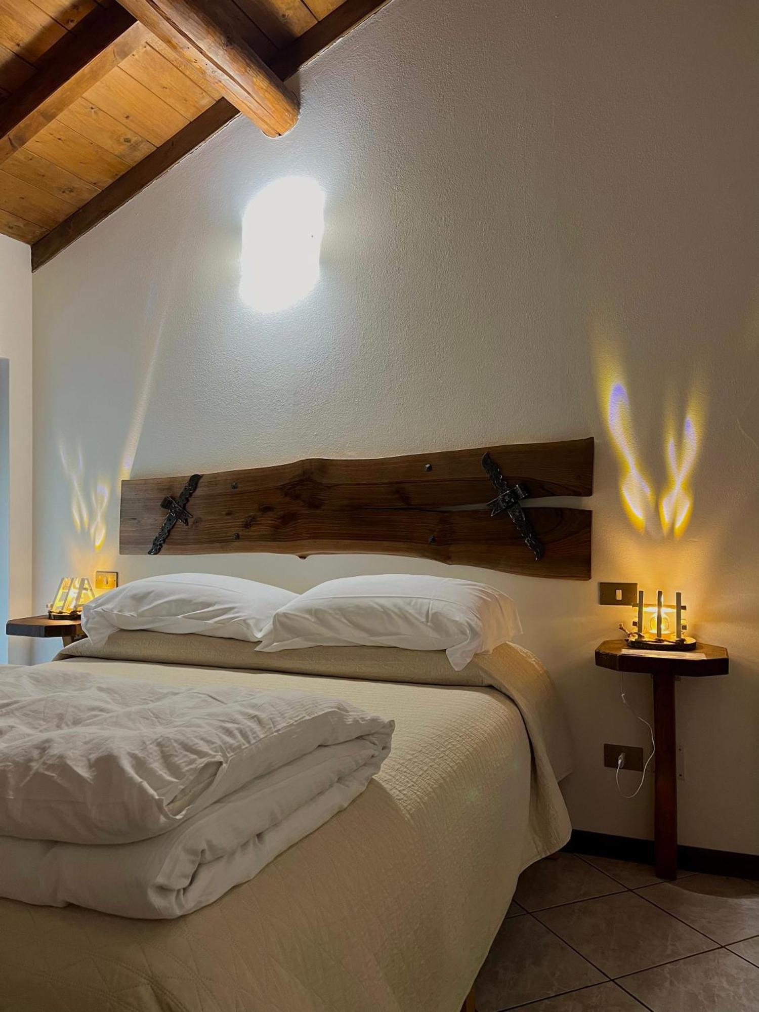 Agriturismo La Vecchia Chioderia グランドラ・エドゥニーティ エクステリア 写真
