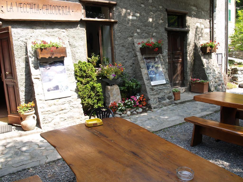 Agriturismo La Vecchia Chioderia グランドラ・エドゥニーティ エクステリア 写真